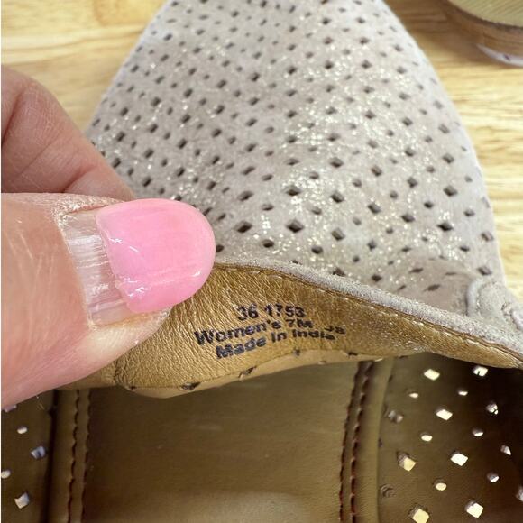 Trask Ashley Perforated Slip On Mule in Metallic Dusty Rose - Picture 6 of 6